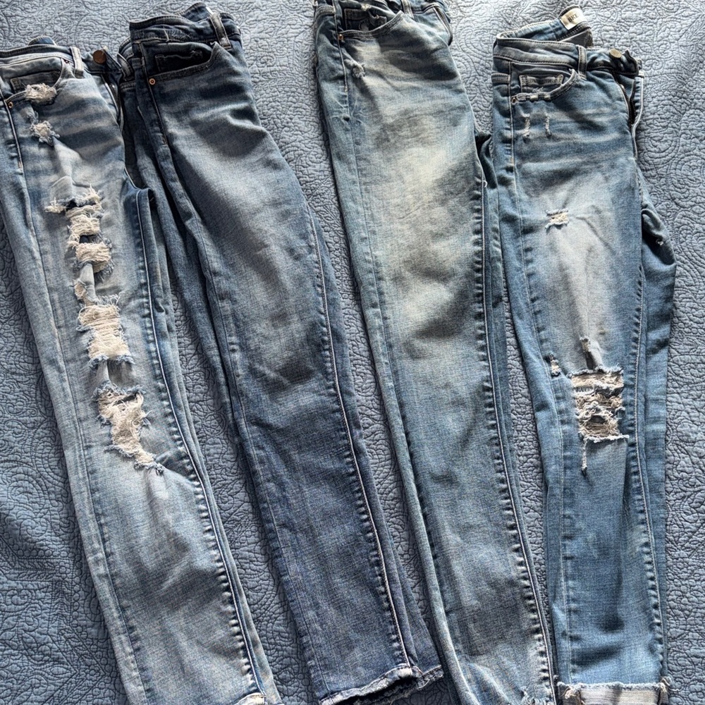 Buckle Faded Blue Ripped Skinny Jeans
